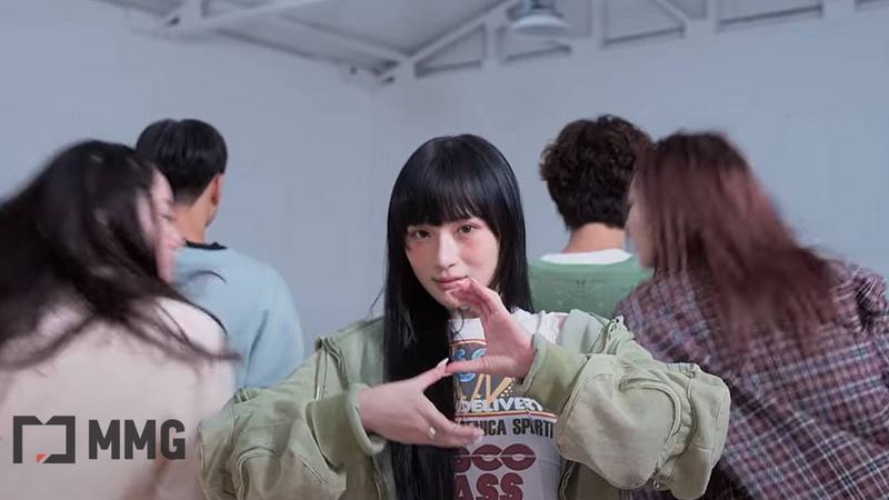 柳多恋 YOU DAYEON – down down down 1080P [Bugs MP4 1.22GB]格式：Bugs-无损音乐/蓝光演唱会
