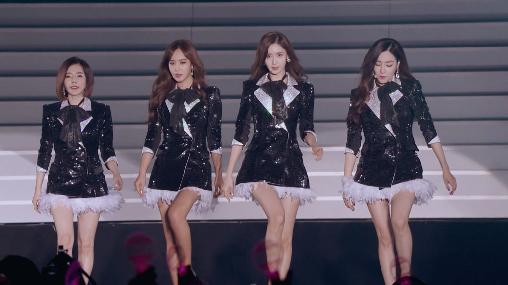 《少女时代 Girls' Generation 四巡演唱会 Phantasia 日本场》 演唱会 [Remux M2TS 36.3G]-无损音乐