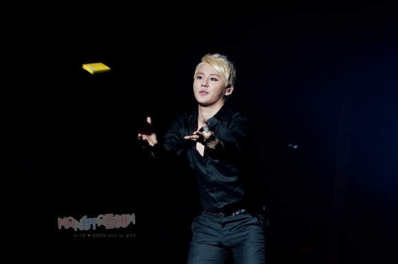 金俊秀2012跨年交响演唱会（2DVD 《ISO3.58G+3.6G》 2012 演唱会 [2DVD-ISO3.58G+3.6G]-无损音乐