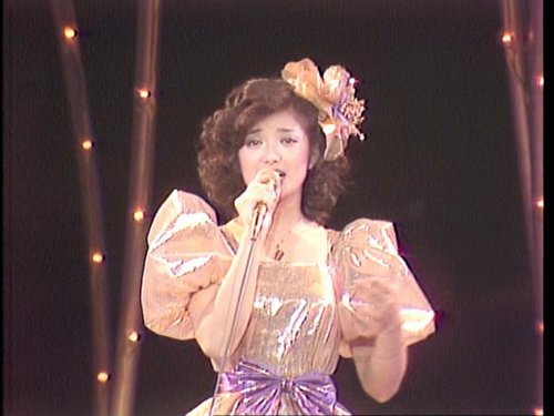 山口百惠 MOMOE YAMAGUCHI 《山口百惠 由传说到神话 日本武道馆告别演唱会》 2003 演唱会 [DVD ISO 7.2G]