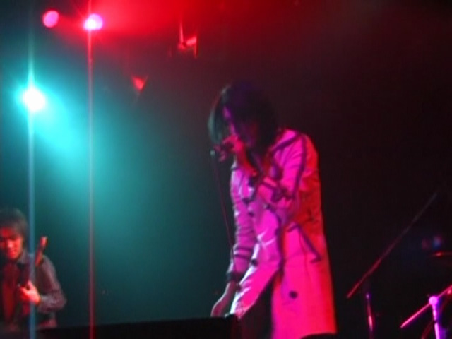《deadman .mov deadman 2006.mov 2007.12.31》 2005 演唱会 [DVD ISO 4.17GB]
