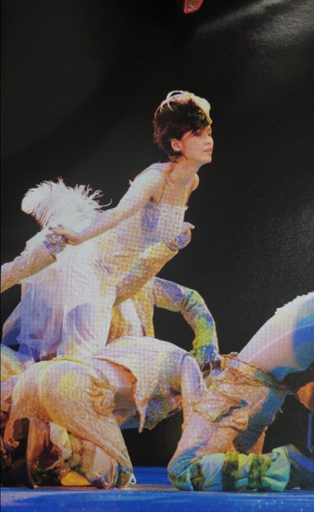 周慧敏Back ForLove与爱长流演唱会2006[DVD 《ISO6.11G》 2006 演唱会 [DVD-ISO6.11G]