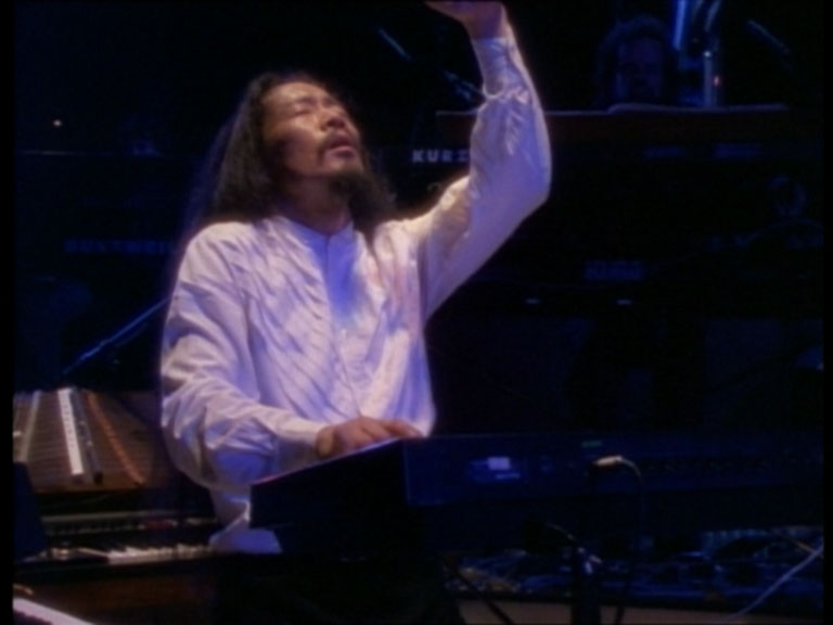 喜多郎 《古事纪 音乐会 Kitaro: Kojiki – A Story in Concert 宽屏》 1997 演唱会 [DVD ISO 3.8GB]