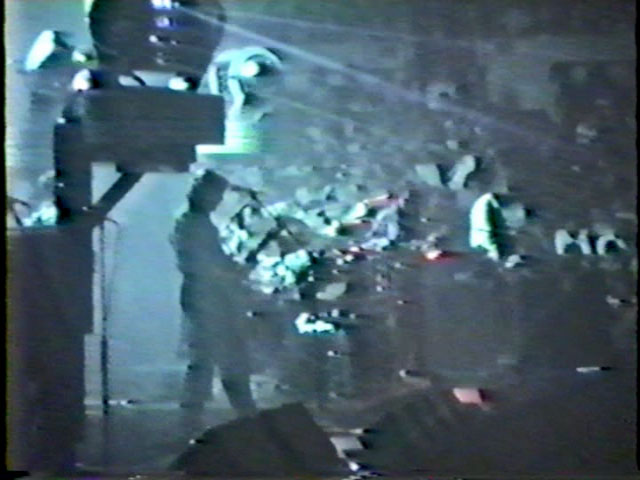 平克·弗洛伊德 麦迪逊广场花园演唱会 Pink Floyd 1987 《10-07 Madison Square Garden, New York》 1987 演唱会 [2DVD ISO 8.06GB]