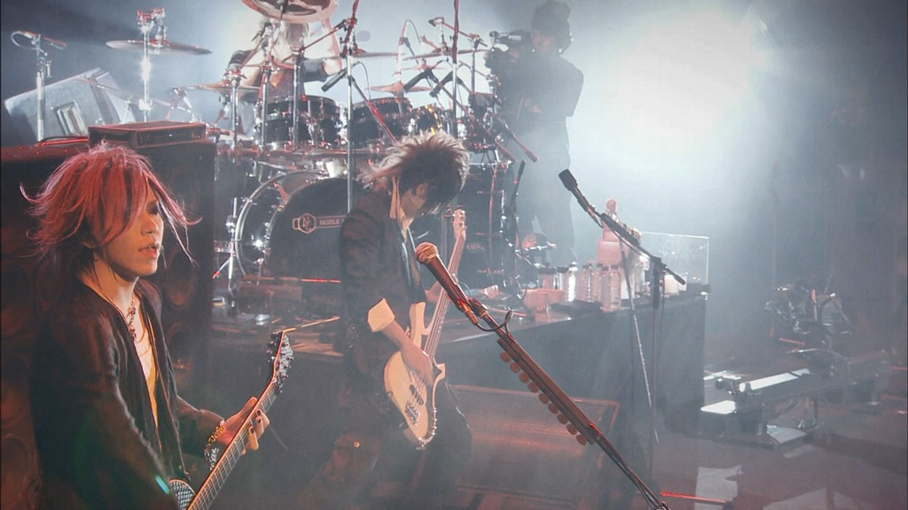 the GazettE 《TOUR11-12 VENOMOUS CELL FINALE OMEGA LIVE AT 01.14 YOKOHAMA ARENA》 2012 演唱会 [BDISO 22.8GB]