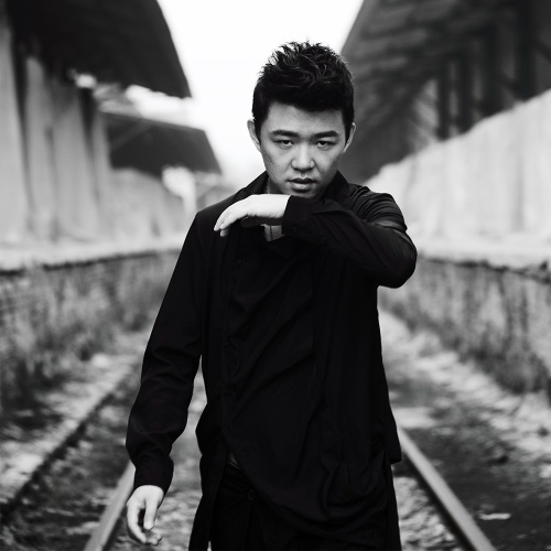 越(网络版) – Single – 刘嘉亮-无损音乐