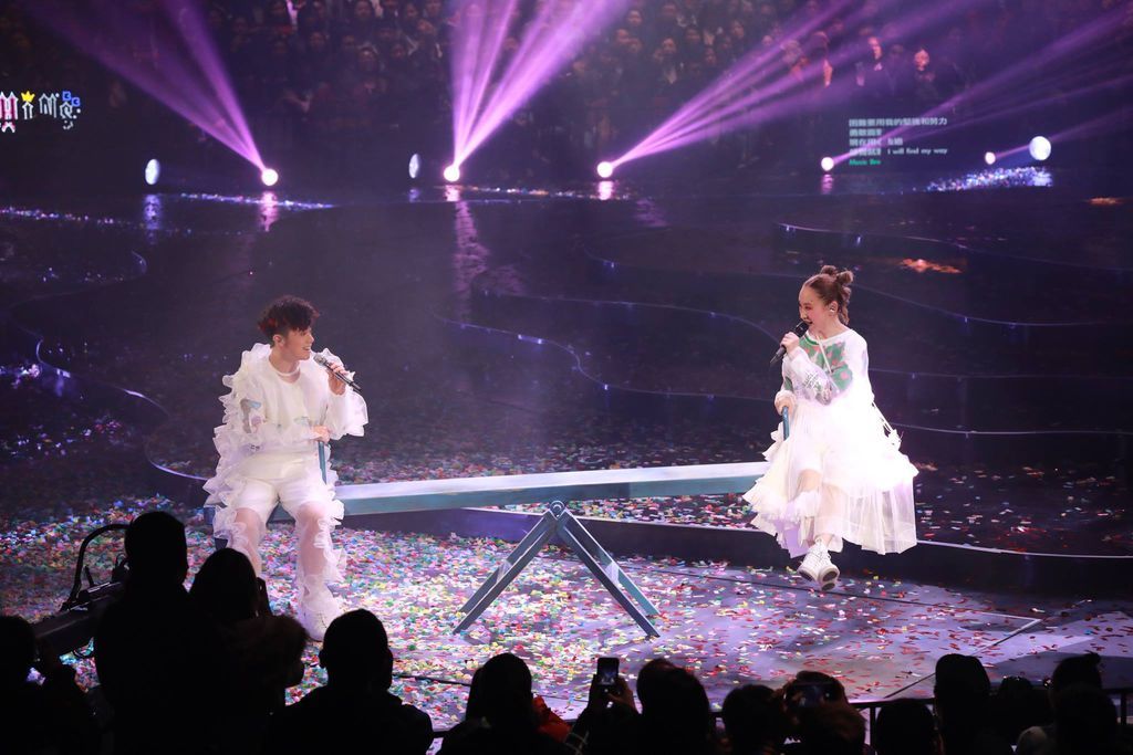 《王菀之 X 张敬轩拉阔演奏厅演唱会》 2006 演唱会 [DVD ISO 7.42G]