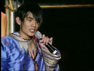 《周杰伦 The One 台北演唱会内地版 Jay The One Taipei’s Live Concert》 2002 演唱会 [2VCD NRG 401MB+503MB]
