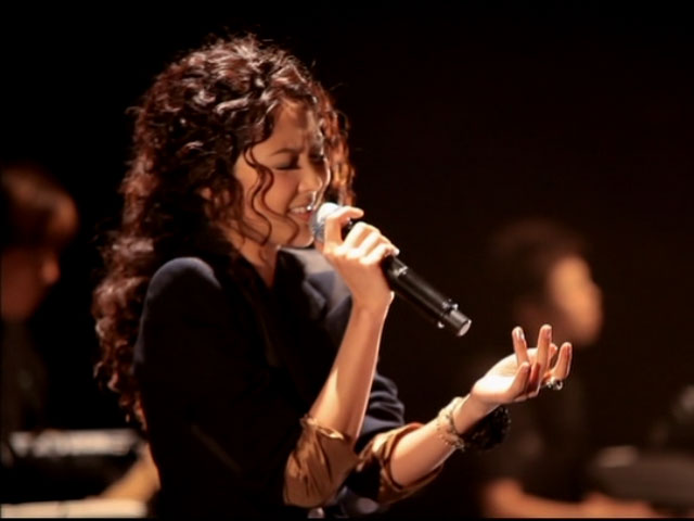 薛凯琪 《MOOV Live + August Girl MV》 2011 演唱会 [DVD ISO 3.73GB]
