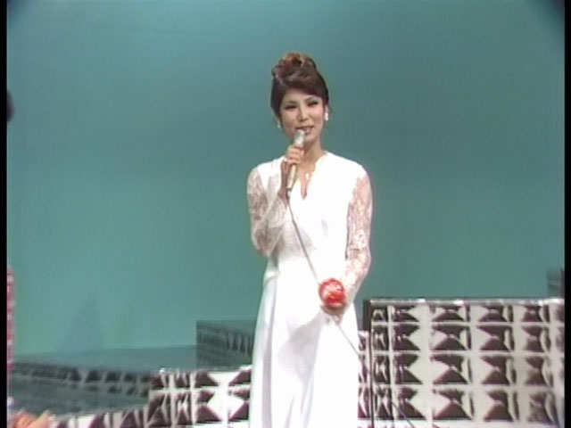 山口百惠 《山口百恵 in 夜のヒットスタジオ》 2010 演唱会 [DVD ISO 6DISC 21.4GB]