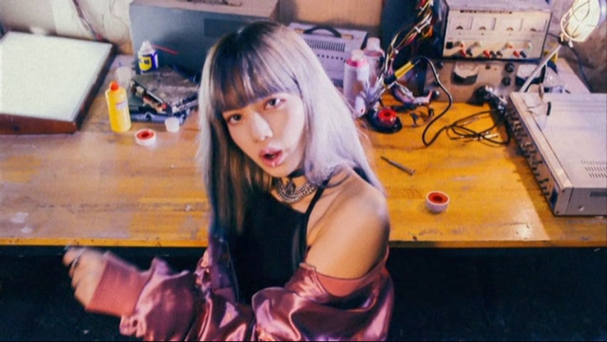 BLACKPINK 《BLACKPINK IN YOUR AREA 付属DVD》 2018 演唱会 [DVD ISO 3.72GB]