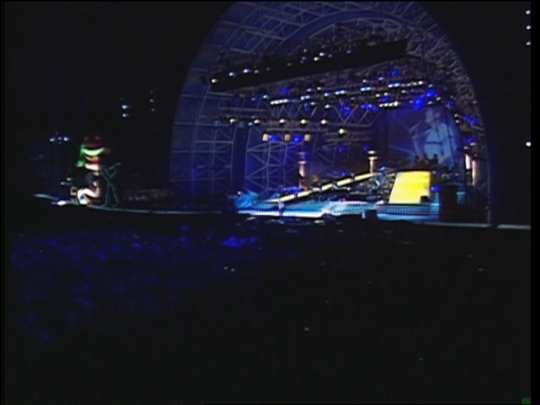 自购 周华健 1997还要爱你演唱会《DVD 《ISO4.24G》》 1997 演唱会 [DVD-ISO4.24G]
