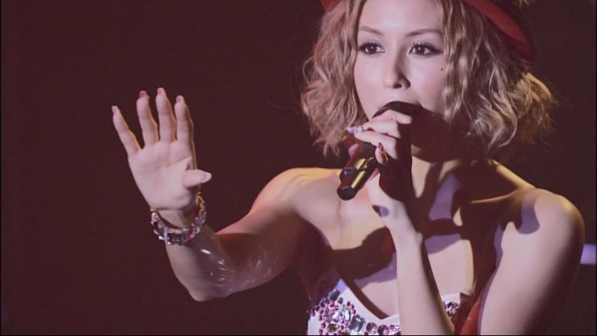 BENI 安良城红 《Lovebox Live Tour FINAL》 演唱会 [DVD ISO 6.83GB]