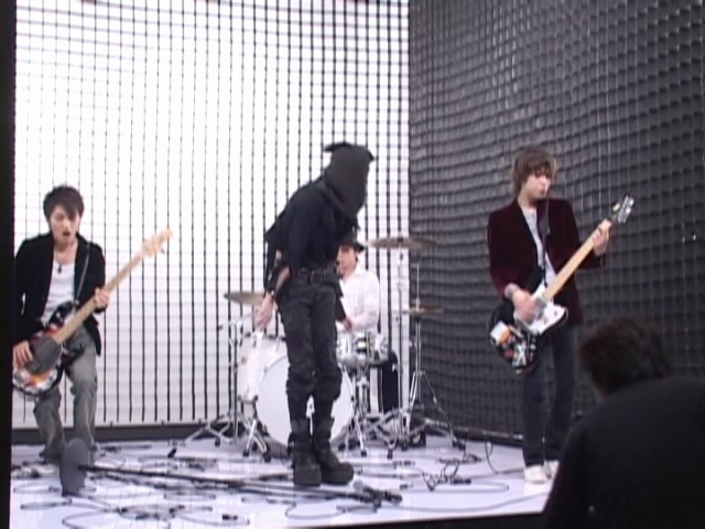 《deadman .mov deadman 2006.mov 2007.12.31》 2005 演唱会 [DVD ISO 4.17GB]