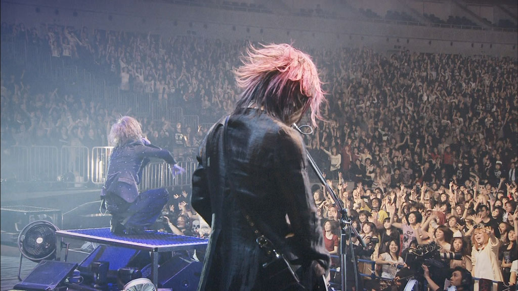 the GazettE 《TOUR11-12 VENOMOUS CELL FINALE OMEGA LIVE AT 01.14 YOKOHAMA ARENA》 2012 演唱会 [BDISO 22.8GB]