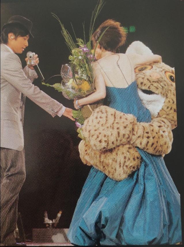 周慧敏Back ForLove与爱长流演唱会2006[DVD 《ISO6.11G》 2006 演唱会 [DVD-ISO6.11G]