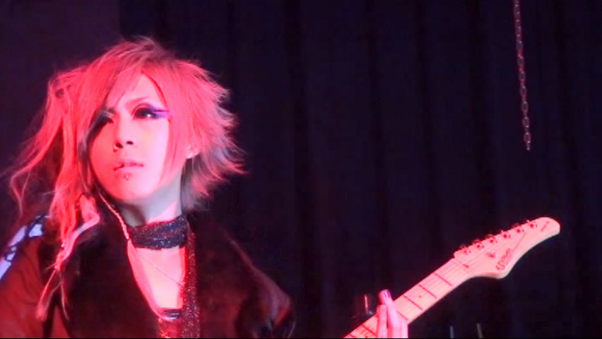 DIAURA 《.05.18赤坂BLITZ 「Dictatorial Garden Akasaka」ONEMAN LIVE DVD》 2013 演唱会 [2DVD ISO 5.75GB]