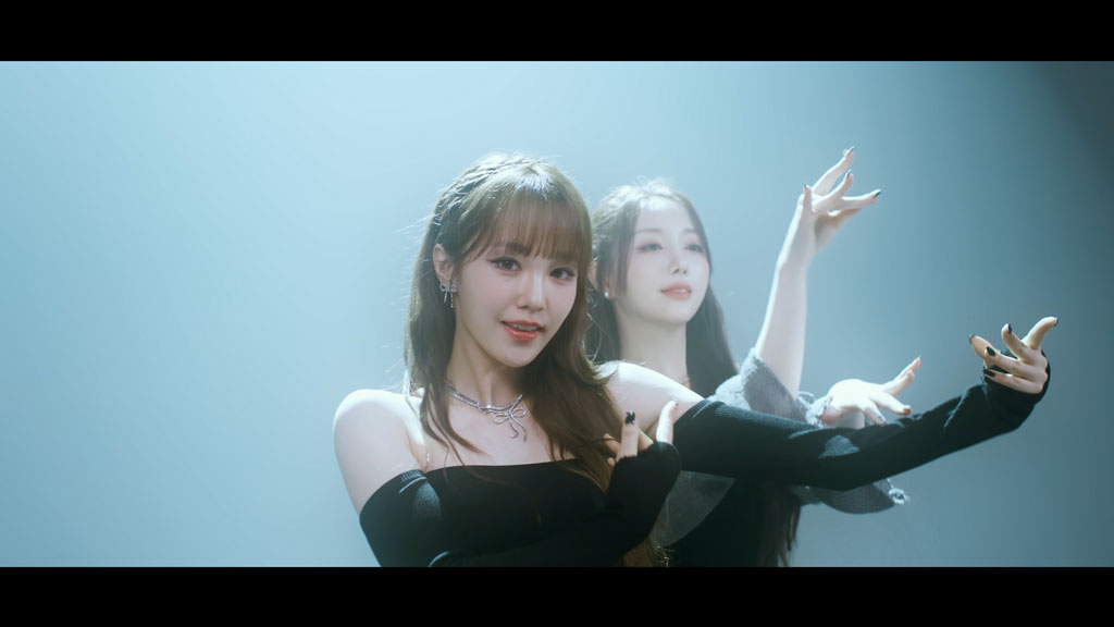 EL7Z UP - CHEEKY 4K 2160P [Bugs MP4 3.27GB]-无损音乐/蓝光演唱会