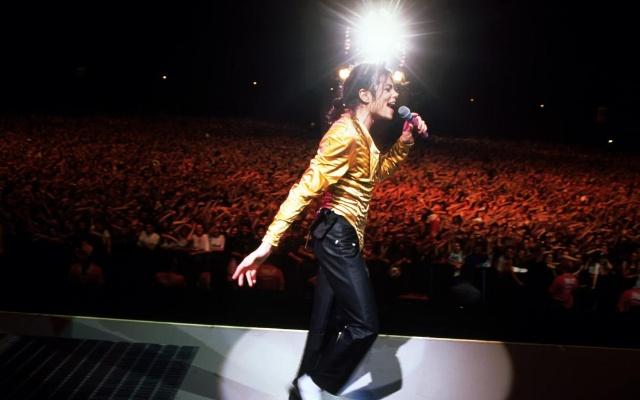 《Michael Jackson 迈克尔杰克逊世界巡演之罗马尼亚·布加勒斯特演唱会》 演唱会 [DVD ISO 7.53G]