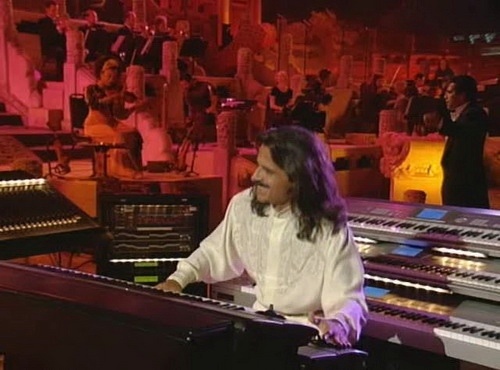 Yanni 雅尼 《雅尼 致敬.紫禁城音乐会 美版》 1997 演唱会 [DVD ISO 7.86GB]