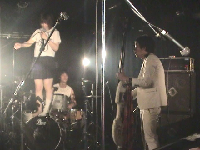 ミドリ 《SUMMER to 2006 WINTER LIVE!! 2006》 2005 演唱会 [DVD ISO 1.99GB]