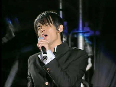 《周杰伦 The One 台北演唱会内地版 Jay The One Taipei’s Live Concert》 2002 演唱会 [2VCD NRG 401MB+503MB]