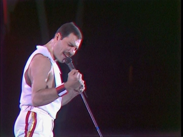 Queen（皇后乐队） 《皇后乐队 温布利体育场演唱会 Queen – live at Wembley Stadium 25th Anniversary Edition DVD9 原盘 双碟》 1986 演唱会 [DVD ISO 14.7]