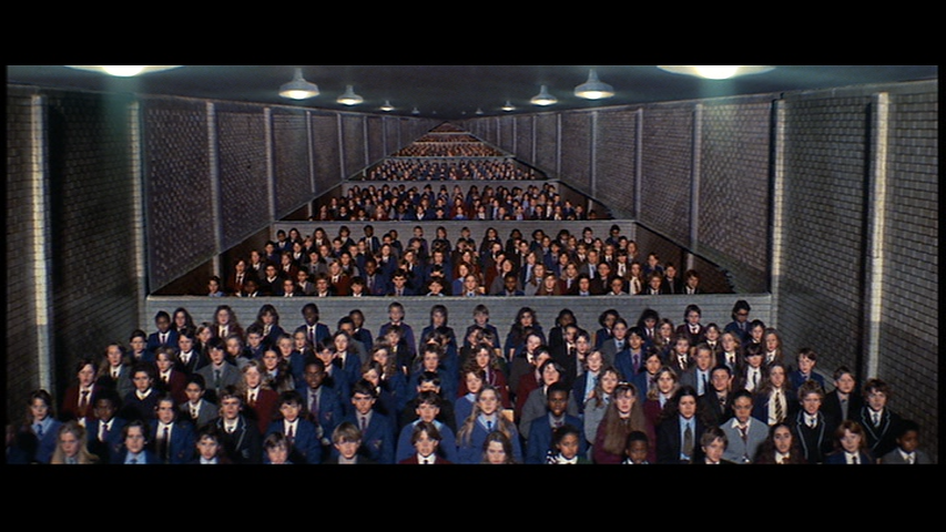 《平克·弗洛伊德 迷墙 摇滚音乐电影 Pink Floyd: The Wall Movie》 1982 演唱会 [DVD ISO 7.35G]