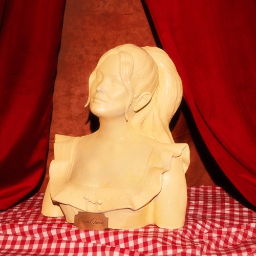 Corn Queen – Hailey Whitters-无损音乐
